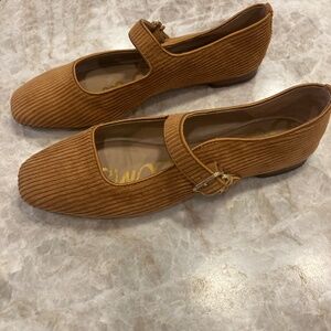 Sam Edelman Corduroy Mary Jane’s size 8